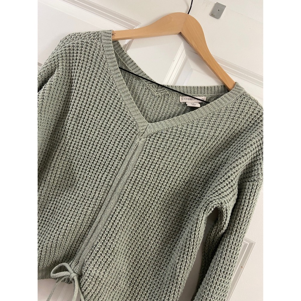 Sincerely Jules Sage Green Waffle Knit V-Neck Drawstring Sweater Size M SCA1601